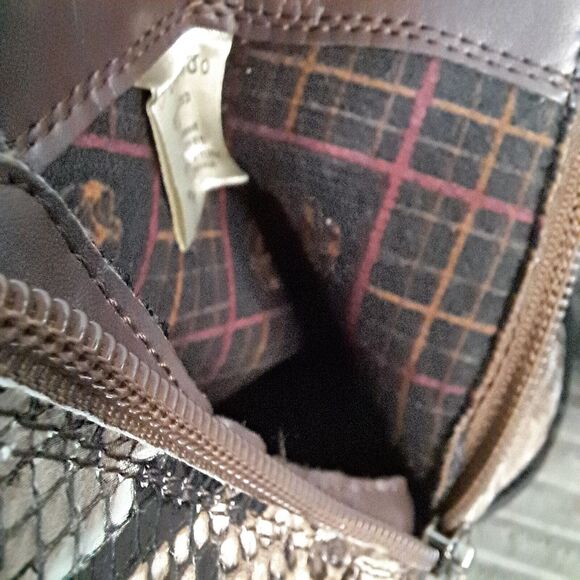 Blondo Leather Waterproof Snake Print Ankle Boots Zip Up Size 7.5 Impermeable - Picture 10 of 15